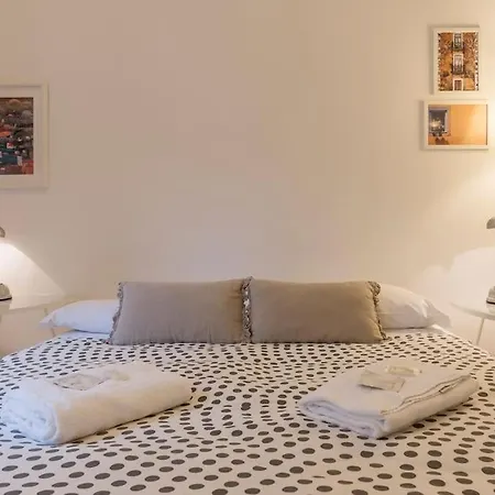 Apartment Iflat Ape Ponte Sisto *