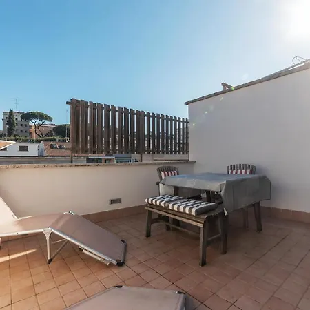 Apartment Bright With Views Of San Pietro