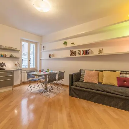 Apartment Iflat Ape Ponte Sisto