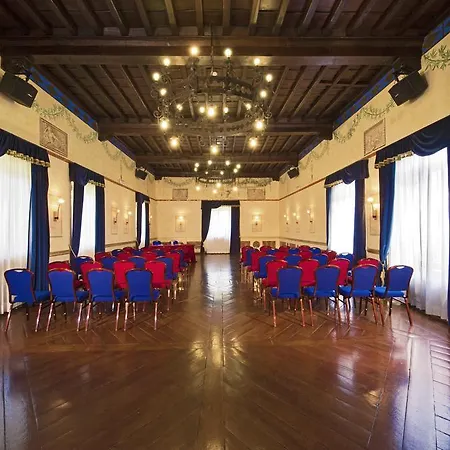 Castello Della Castelluccia 4* Rome