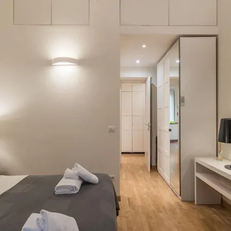 The Rent - Elegant Flat Near Colosseum