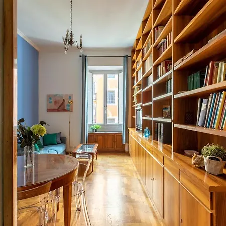 Iflat The Gem Of The Center Apartment