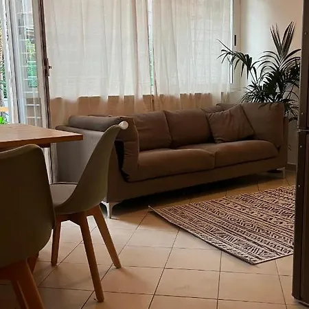 Holiday In Testaccio 2terraces 2room 3guest *