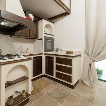 Shabby Loft In Colosseum Rome