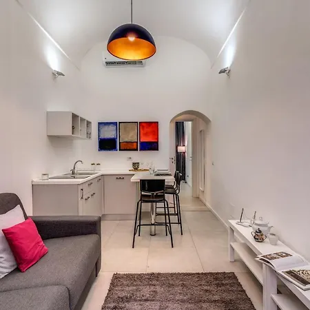 Apartment Artis Piazza Di Spagna Rome