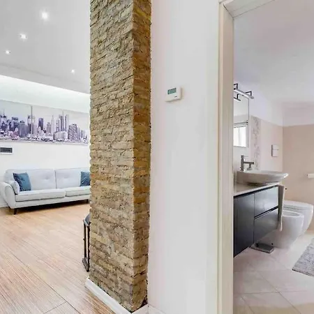 Apartment Lussuoso Accanto Al Colosseo