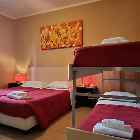 Mosaic Hostal *