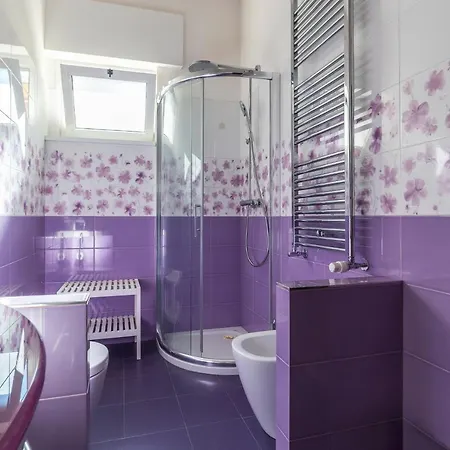 Santa Croce & Mm San Giovanni Apartamento *