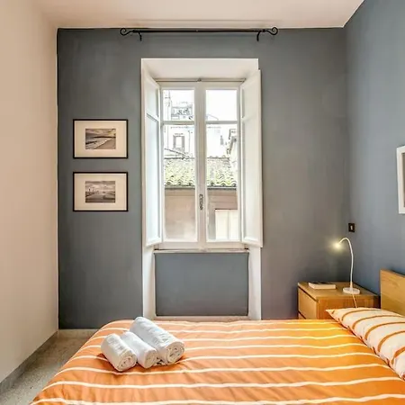 Monti Coliseum 2nd Floor 3 Bedroom Apartment *