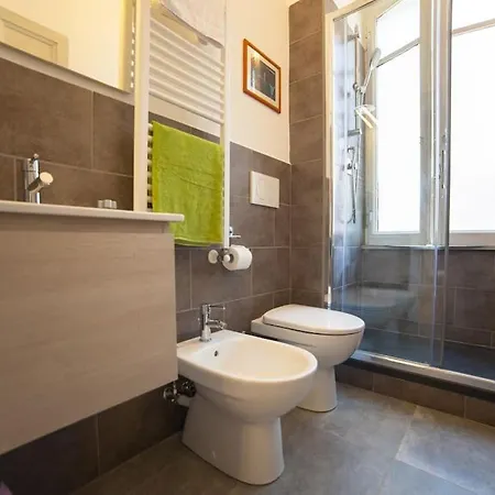 Monti Coliseum 2nd Floor 3 Bedroom Rome