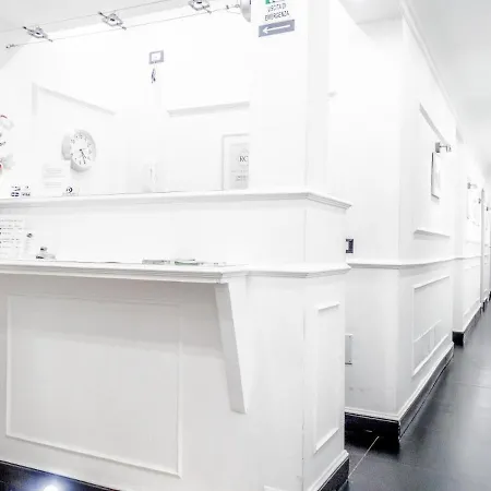 Гостевой дом Rome Central Inn