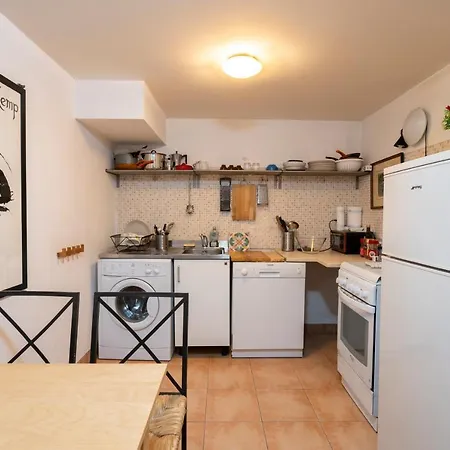 Campo De' Fiori 34 בית הארחה 4*