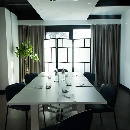 מלון Mercure Cinecitta רומא