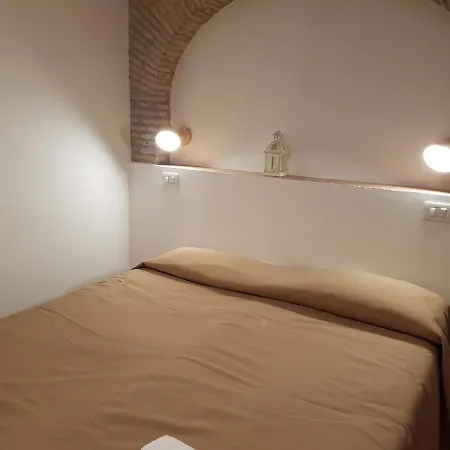 Gulliver's Guest house