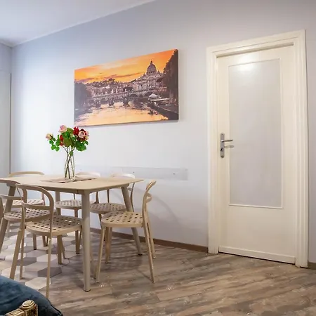 Domus Petri- Casa A S. Pietro * Rome