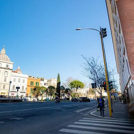 Domus Petri- Casa A S. Pietro *