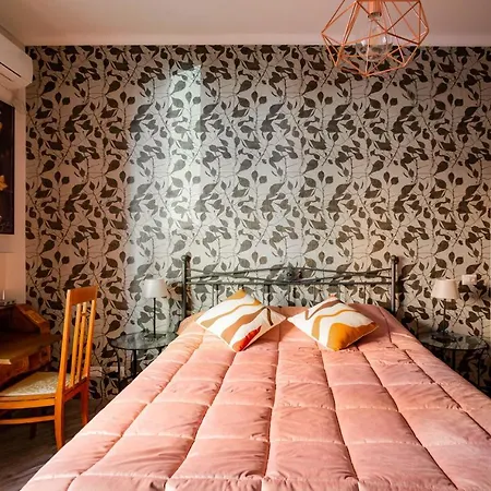 Domus Petri- Casa A S. Pietro *