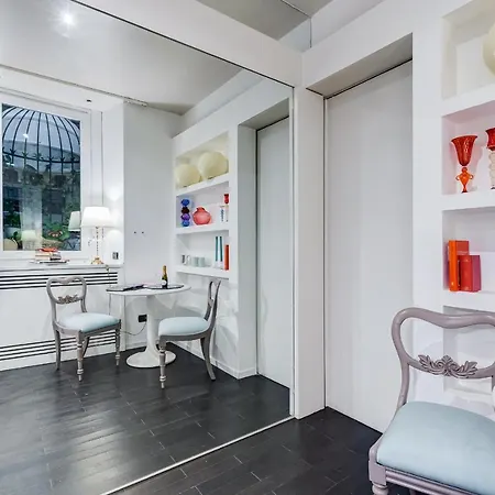Appartement Via Condotti Private Rome