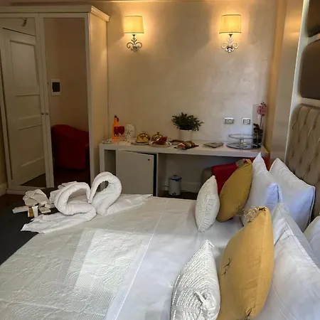 Piazza Venezia Luxury Affittacamere Roma