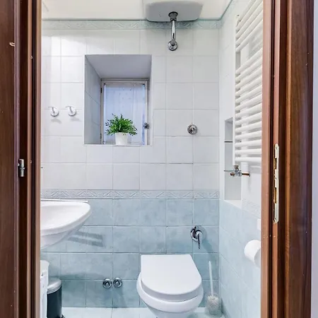 Coliseum Apartment Rome