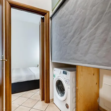Coliseum Apartment Rome