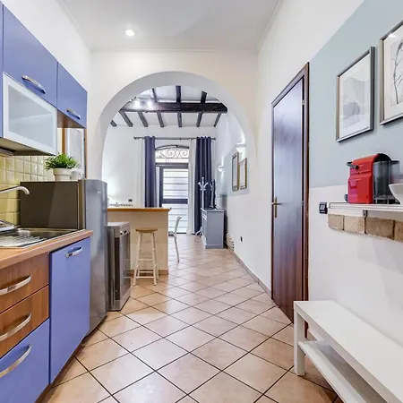 Coliseum Apartment Rome