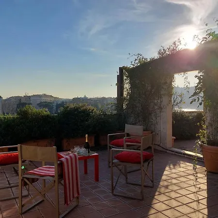 Beautiful Loft In Ponte Milvio With Terrace Appartamento *