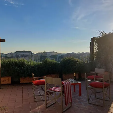 Beautiful Loft In Ponte Milvio With Terrace Appartamento