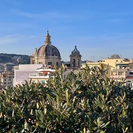 Beautiful Loft In Ponte Milvio With Terrace Roma