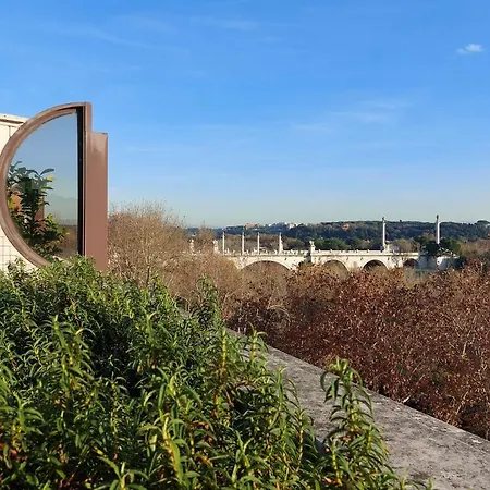 Beautiful Loft In Ponte Milvio With Terrace Appartamento *