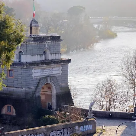 Beautiful Loft In Ponte Milvio With Terrace * Roma