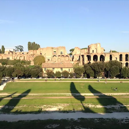 Apartment Circo Massimo & Terrace