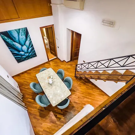 IREX APARTMENTS Piazza di Spagna Appartamento
