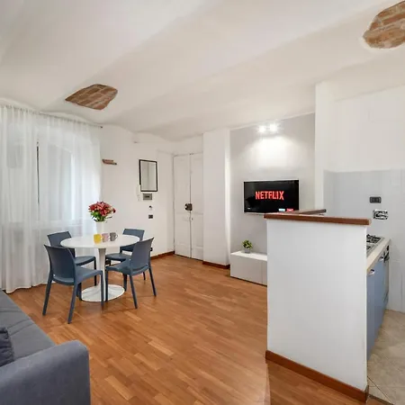 White Colosseo B&B 로마