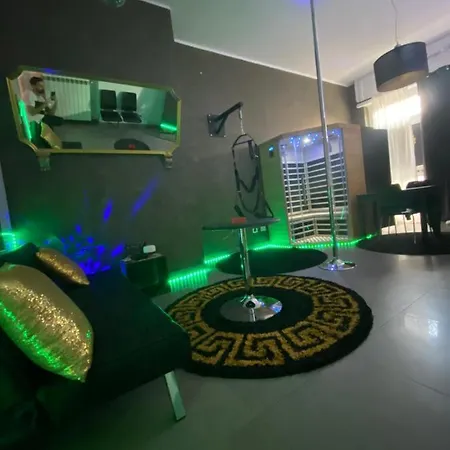 Lovers Excape - Adults Only Apartment Rome
