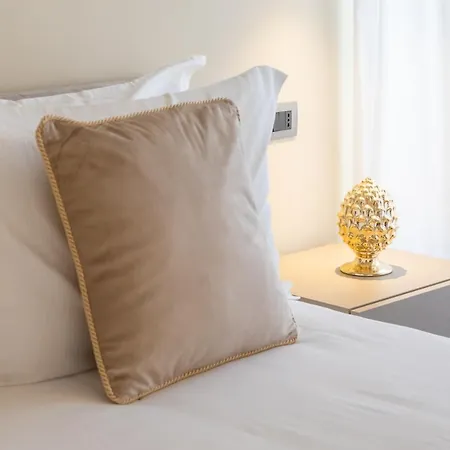 Elegantia Luxury
