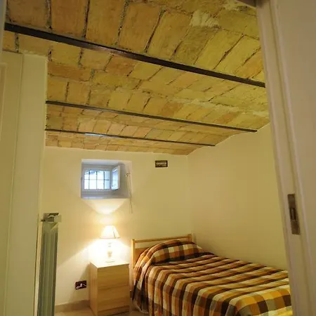 Colosseo Da Fernando No Elevator Holiday home Rome