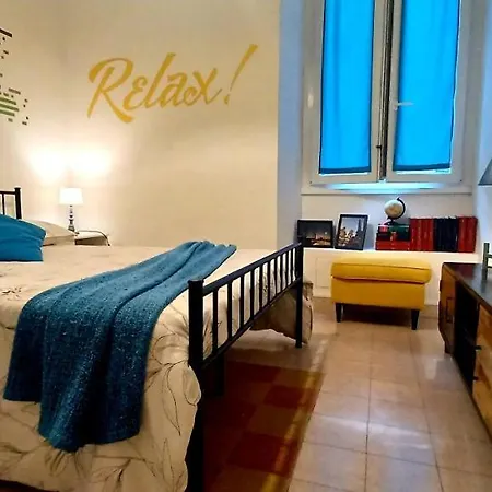 Apartment Ostiense Piramide Station *