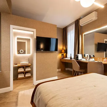 Guest house Royal Corso 2*