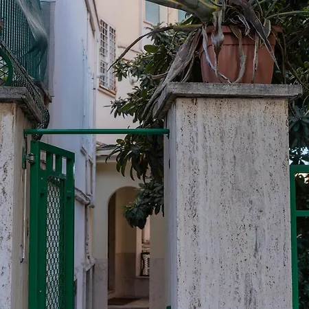Aventino Terrace Apartment