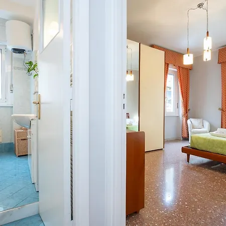 Nunzia San Giovanni Apartment Rome