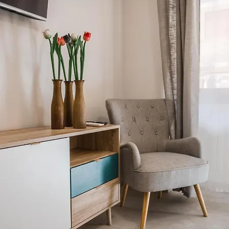 Casa 3 Santi, Your Contemporary In Apartament Rzym