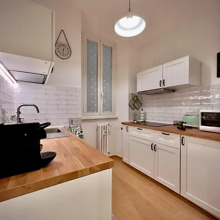 Romesweetrome Apartment *