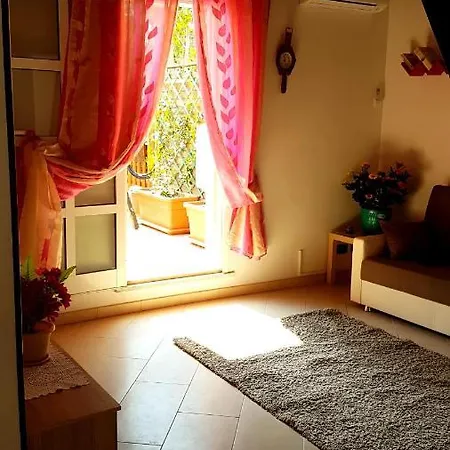 Apartment Casetta Nel Parco Di