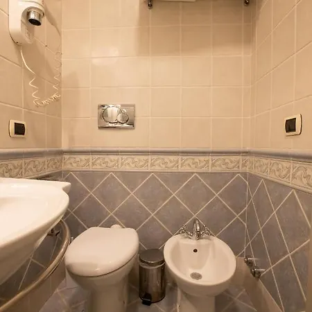 Duelle Vatican Guest house *