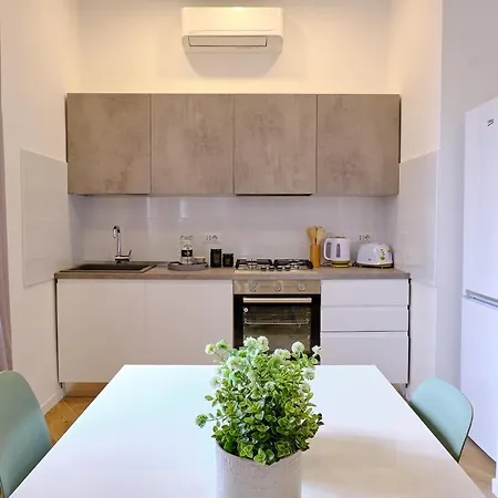 Remuria Domus Apartment *