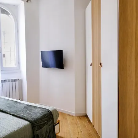 Remuria Domus Apartment *