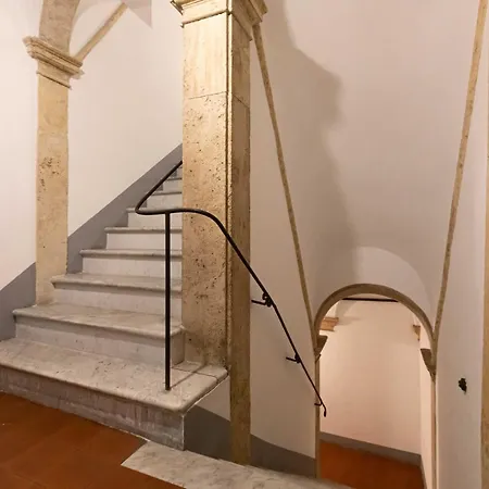 Toniolo Two Bedroom Two Bath Rome