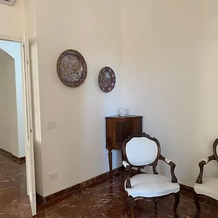 Cri's House