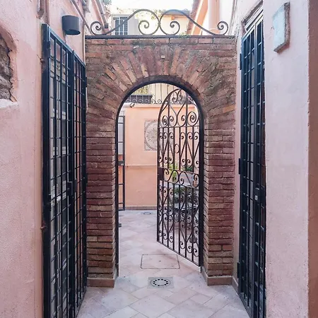 Apartment Trastevere Escape - Charme Holidays